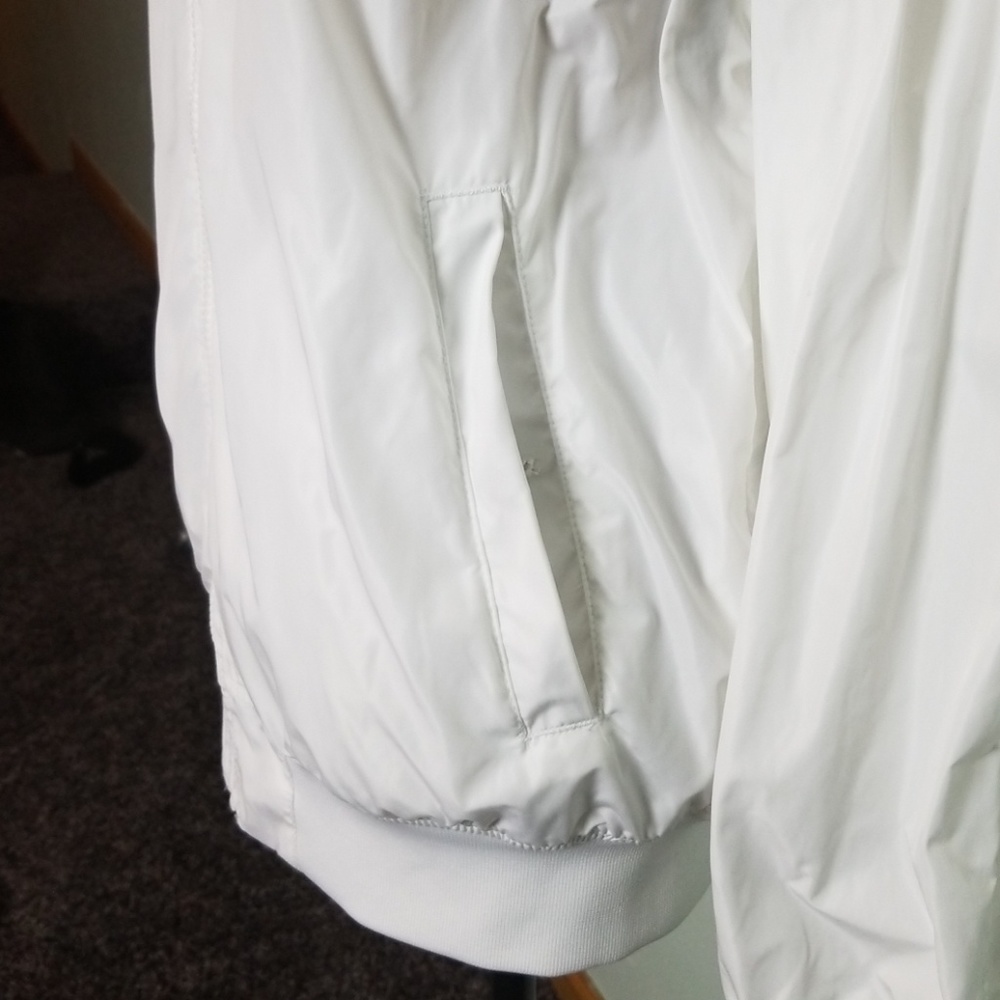 Jacket - Picture 3 of 6